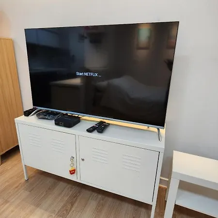 Marine City Cozy Stay